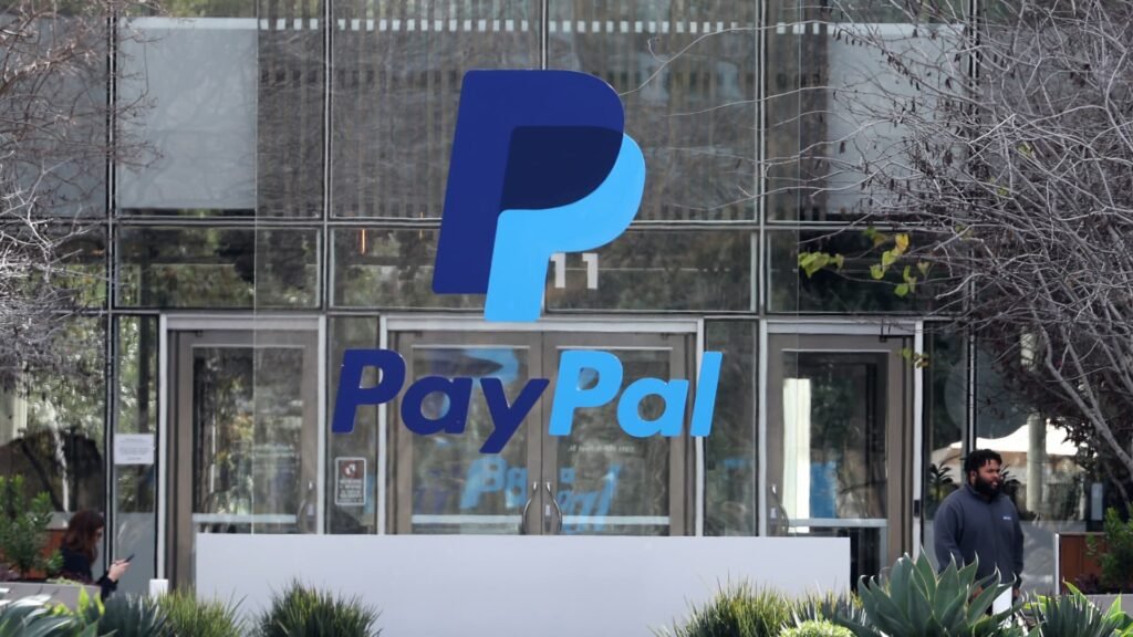 Paypal Plummets As Wall Street Likens Ceo's Strategy To 'turning