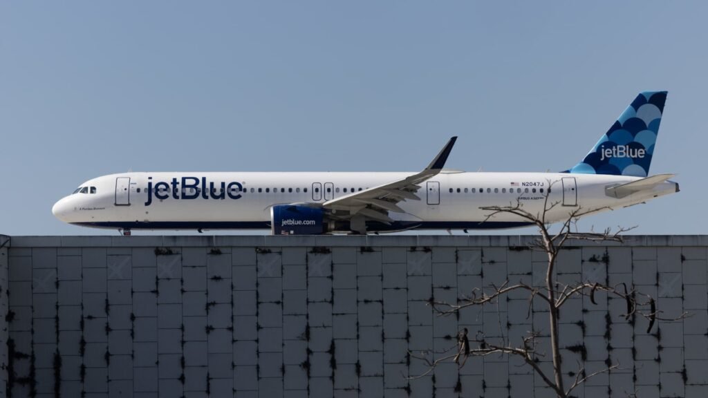 Jetblue Cuts Routes That Cross South America's Lax