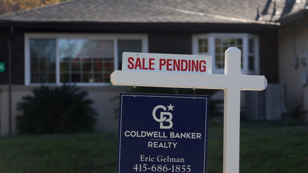 Pending Home Sales In April Hit Lowest Level Since Pandemic