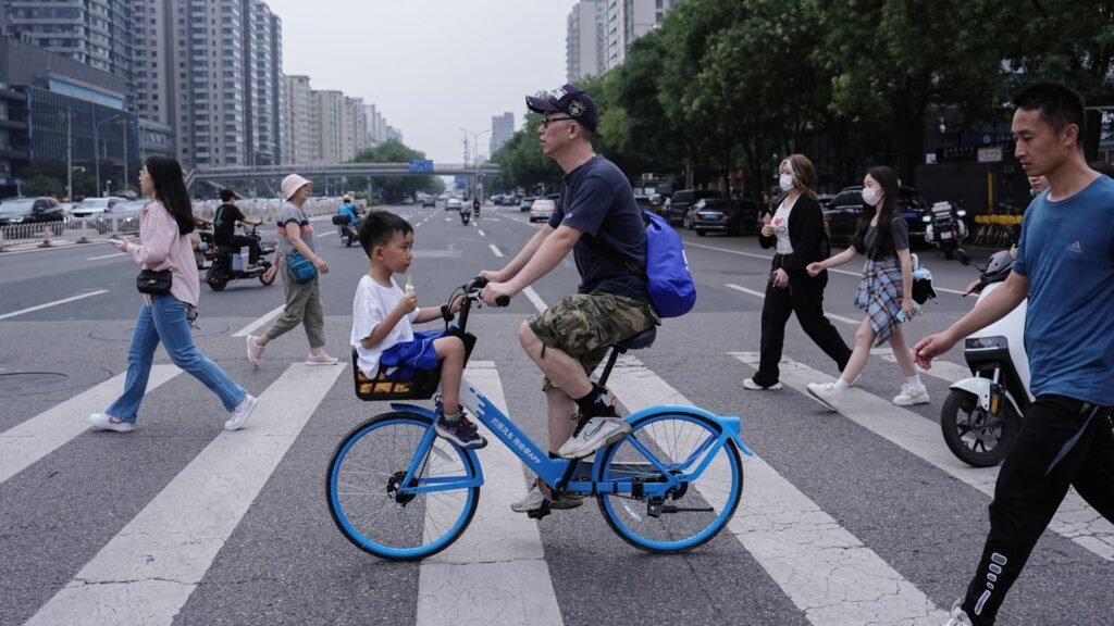 3 Chinese Stocks Analysts Are Eyeing For Long Term Opportunities